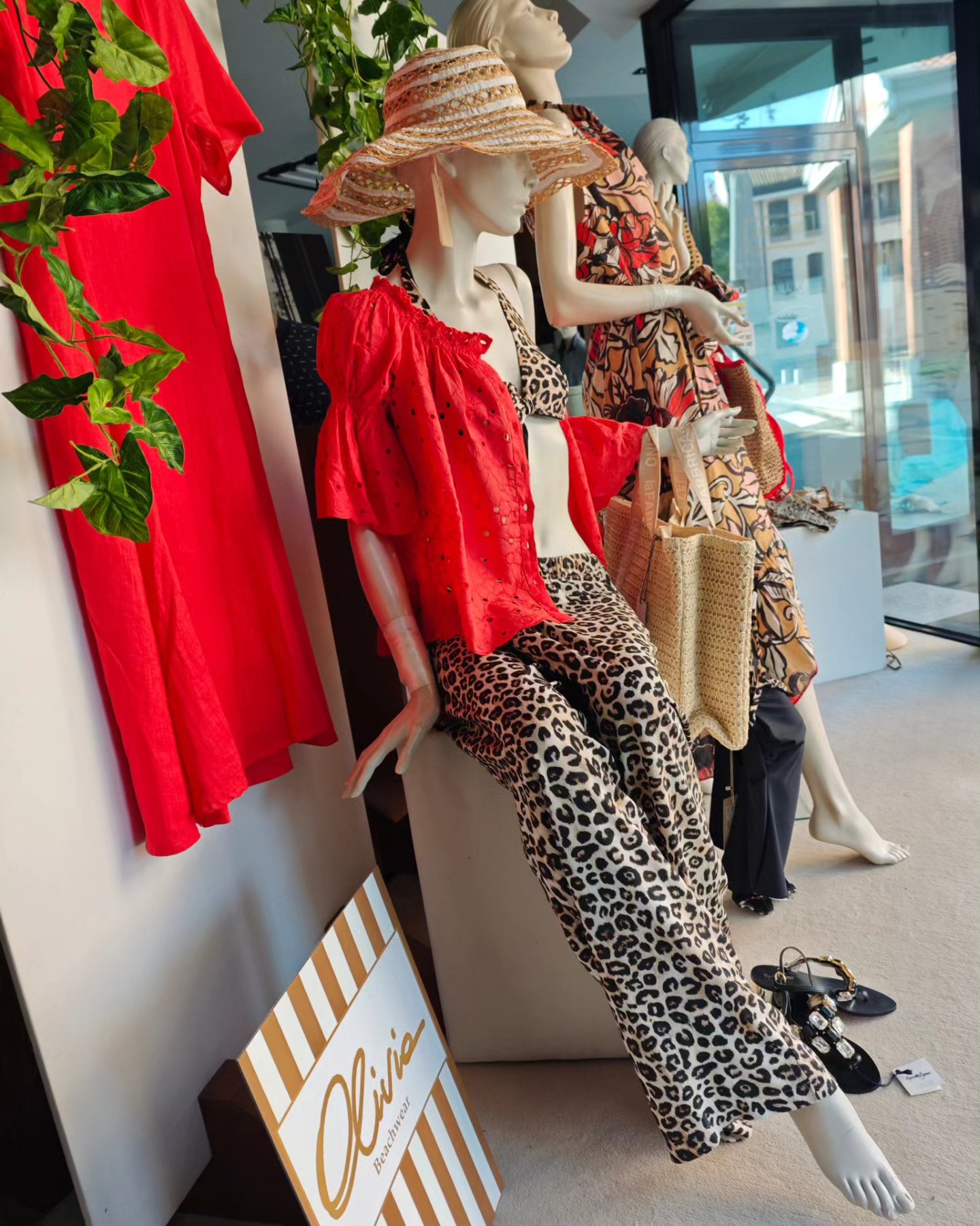 Linea OLIVIA Beachwear e Fabbrica del Lino